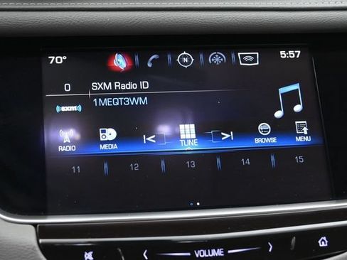 Used 2017 Cadillac XT5 Luxury w/ Advanced Security Package AWD/4WD image 24