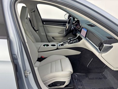 Used 2023 Porsche Panamera Platinum Edition image 16