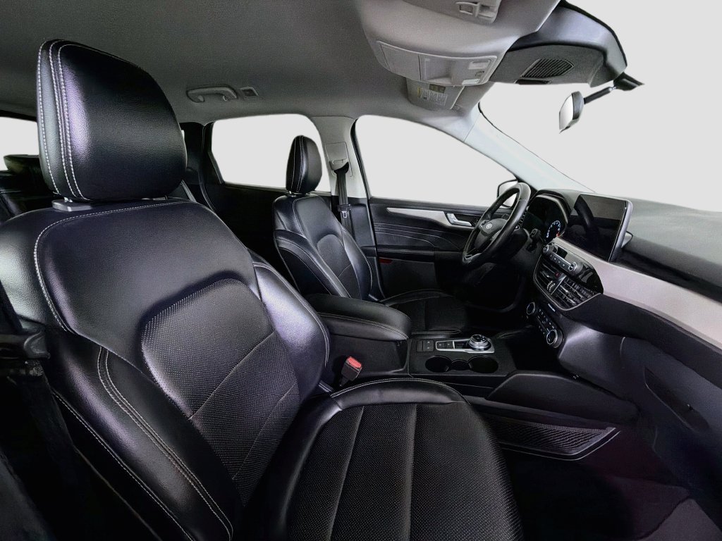 Used 2021 Ford Escape SEL FWD image 30