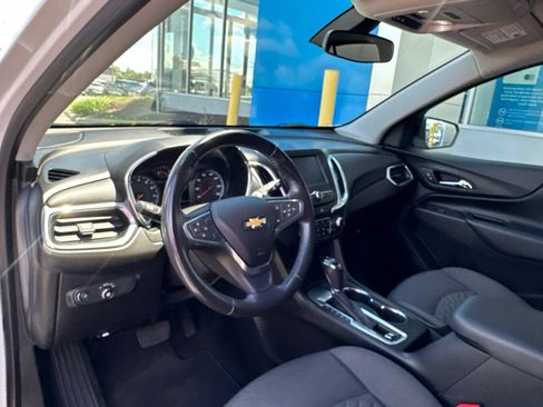 Used 2018 Chevrolet Equinox LT FWD image 19