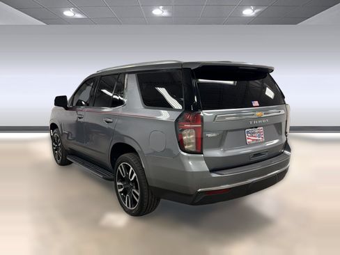 Used 2021 Chevrolet Tahoe LT w/ LT Signature Package RWD image 3