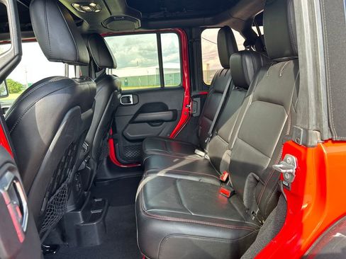 Used 2021 Jeep Wrangler Unlimited Rubicon image 18