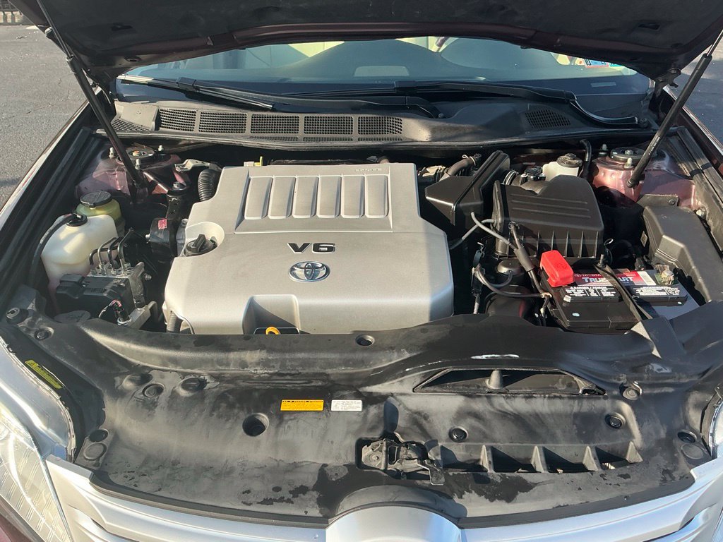 Used 2012 Toyota Avalon Limited FWD image 35