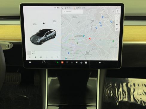 Used 2020 Tesla Model 3 Standard Range Plus image 19