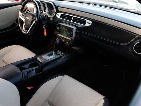 Used 2014 Chevrolet Camaro LT image 18