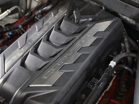 Used 2025 Chevrolet Corvette Stingray Premium Cpe w/ Stealth Interior Trim Package image 27