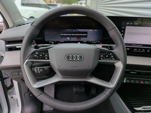 Used 2026 Audi Q3 quattro 2.0T AWD/4WD image 18
