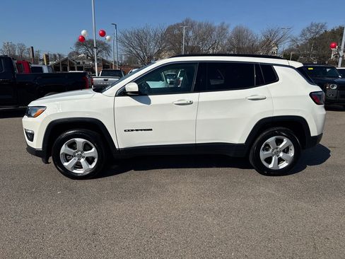 Used 2019 Jeep Compass Latitude AWD/4WD image 4