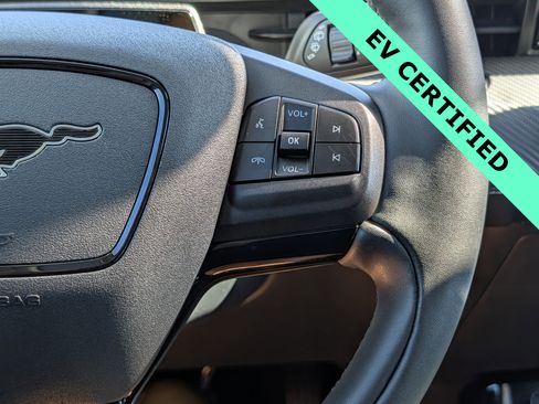 Certified 2022 Ford Mustang Mach-E Premium image 27