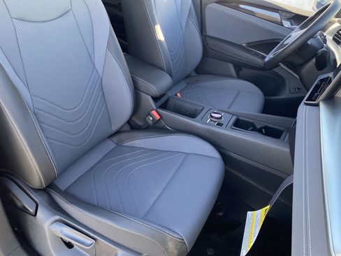 New 2026 Volkswagen Tiguan SE image 7