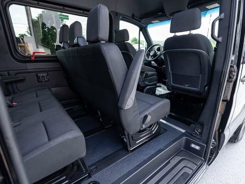 Used 2024 Mercedes-Benz Sprinter 2500 image 22