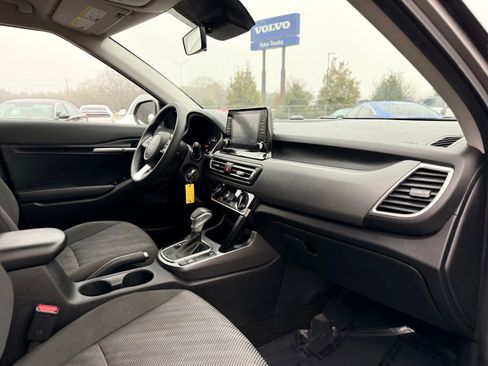 Used 2022 Kia Seltos LX image 23