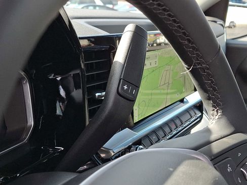 New 2026 GMC Sierra 1500 SLE image 12