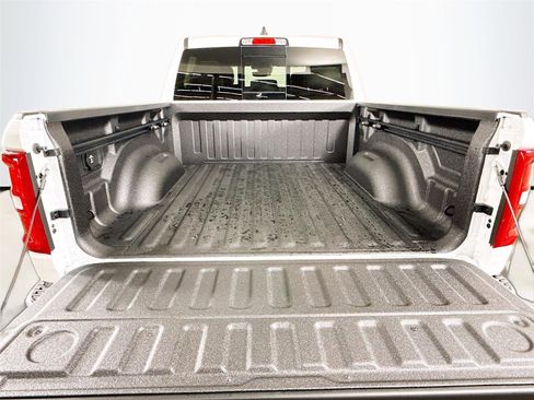 New 2026 RAM 1500 Laramie w/ Bed Utility Group AWD/4WD image 20