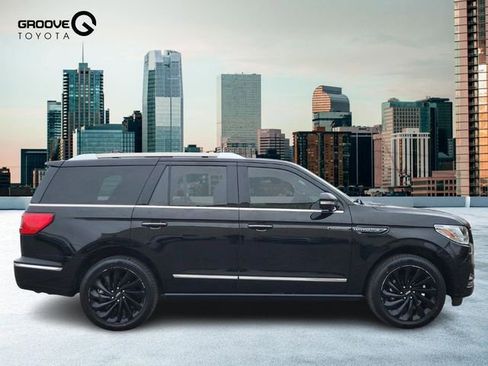 Used 2021 Lincoln Navigator Reserve image 7