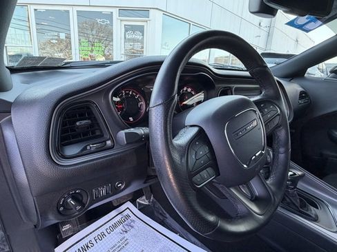 Used 2023 Dodge Challenger SXT w/ Blacktop Package image 32