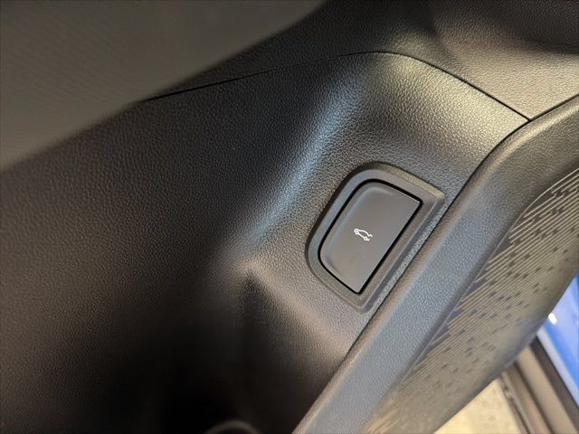 New 2026 GMC Terrain AT4 w/ Convenience Package III AWD/4WD image 21