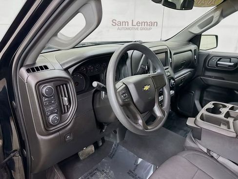 Used 2020 Chevrolet Silverado 1500 Custom w/ Custom Value Package image 11