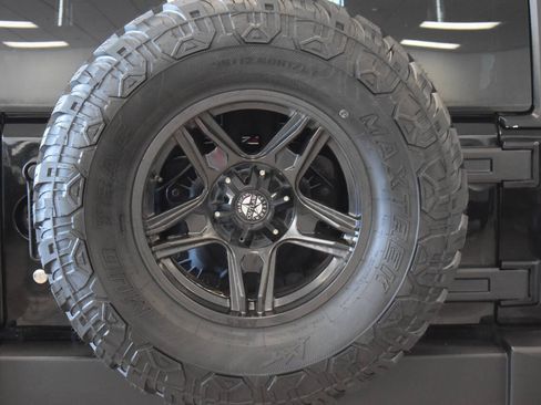 Used 2018 Jeep Wrangler Unlimited Sport S AWD/4WD image 48