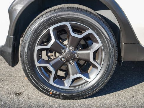 Used 2015 Subaru Crosstrek 2.0i Premium w/ Popular Package #2 image 12