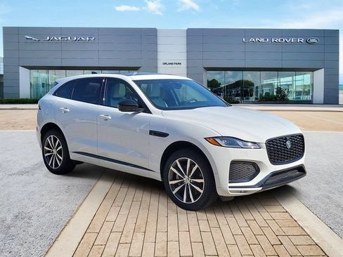 New 2026 Jaguar F-PACE R-Dynamic S AWD/4WD image 3