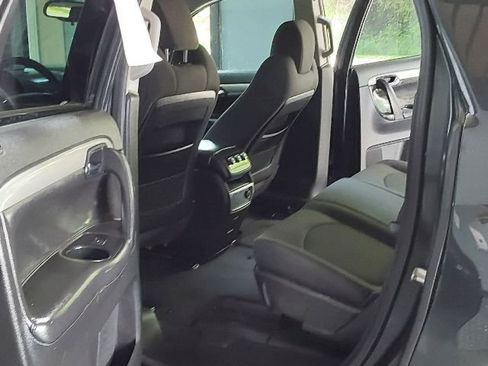 Used 2007 Saturn Outlook XE w/ Preferred Pkg image 19