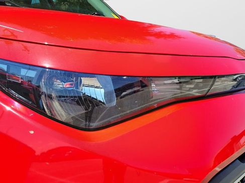 Used 2024 Kia Soul LX w/ Option Group 015 FWD image 7