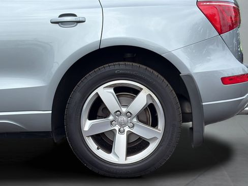 Used 2011 Audi Q5 2.0T Premium Plus AWD/4WD image 29