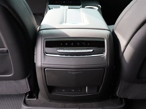 Used 2026 Cadillac Escalade V w/ LPO, ONYX Package AWD/4WD image 27