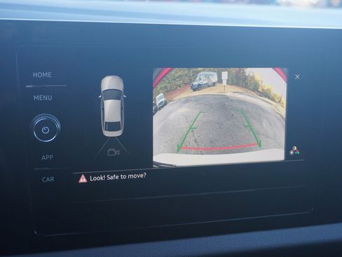 Used 2025 Volkswagen Jetta S image 30