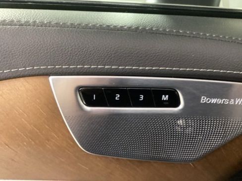 Used 2018 Volvo XC90 T6 Inscription w/ Convenience Package image 17