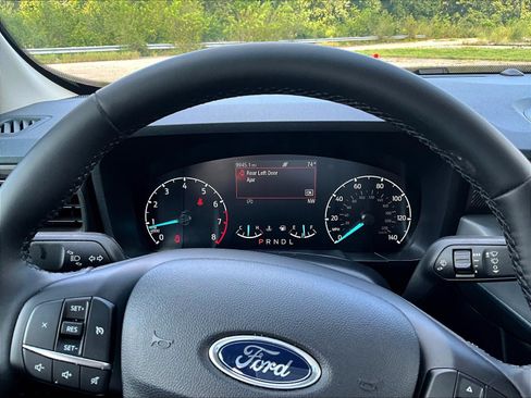 Used 2024 Ford Maverick XLT w/ XLT Luxury Package AWD/4WD image 14