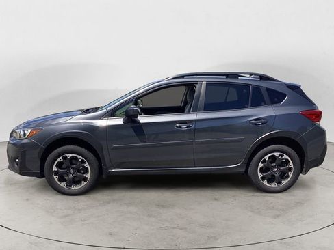 Used 2022 Subaru Crosstrek 2.0i Premium w/ Moonroof Package AWD/4WD image 2