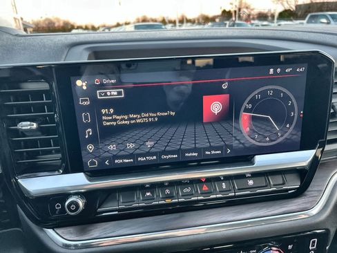 Used 2023 GMC Sierra 1500 SLT w/ SLT Premium Package image 18