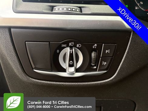 Used 2023 BMW X3 xDrive30i AWD/4WD image 9