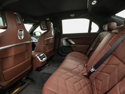 New 2026 BMW 740i xDrive AWD/4WD image 22