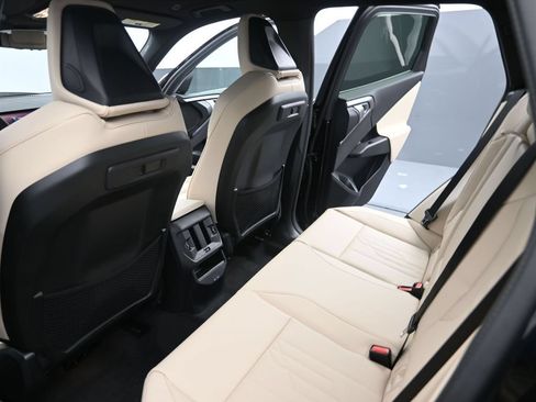 Certified 2026 BMW X3 xDrive30i w/ Premium Package AWD/4WD image 29
