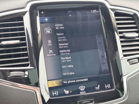 Used 2018 Volvo XC90 T6 Momentum image 23