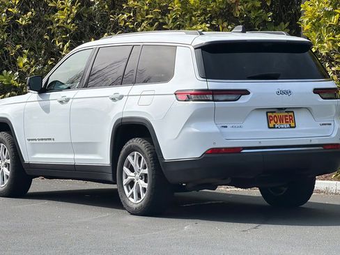 Used 2022 Jeep Grand Cherokee L Limited w/ Luxury Tech Group II image 6