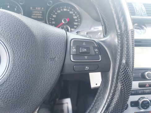 Used 2013 Volkswagen CC R-Line FWD image 18