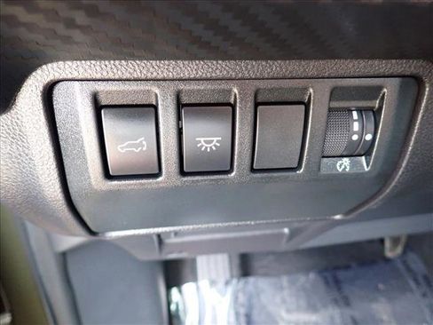 Used 2025 Subaru Ascent Premium AWD/4WD image 17