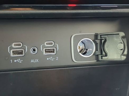 Used 2025 Jeep Grand Cherokee L Laredo w/ Trailer Tow Package AWD/4WD image 27