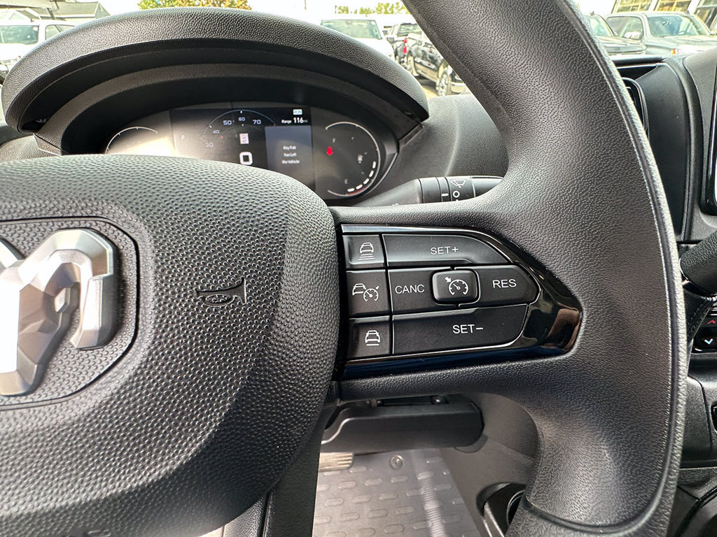 Used 2025 RAM ProMaster 2500 w/ U-Haul Equipment Group FWD image 32