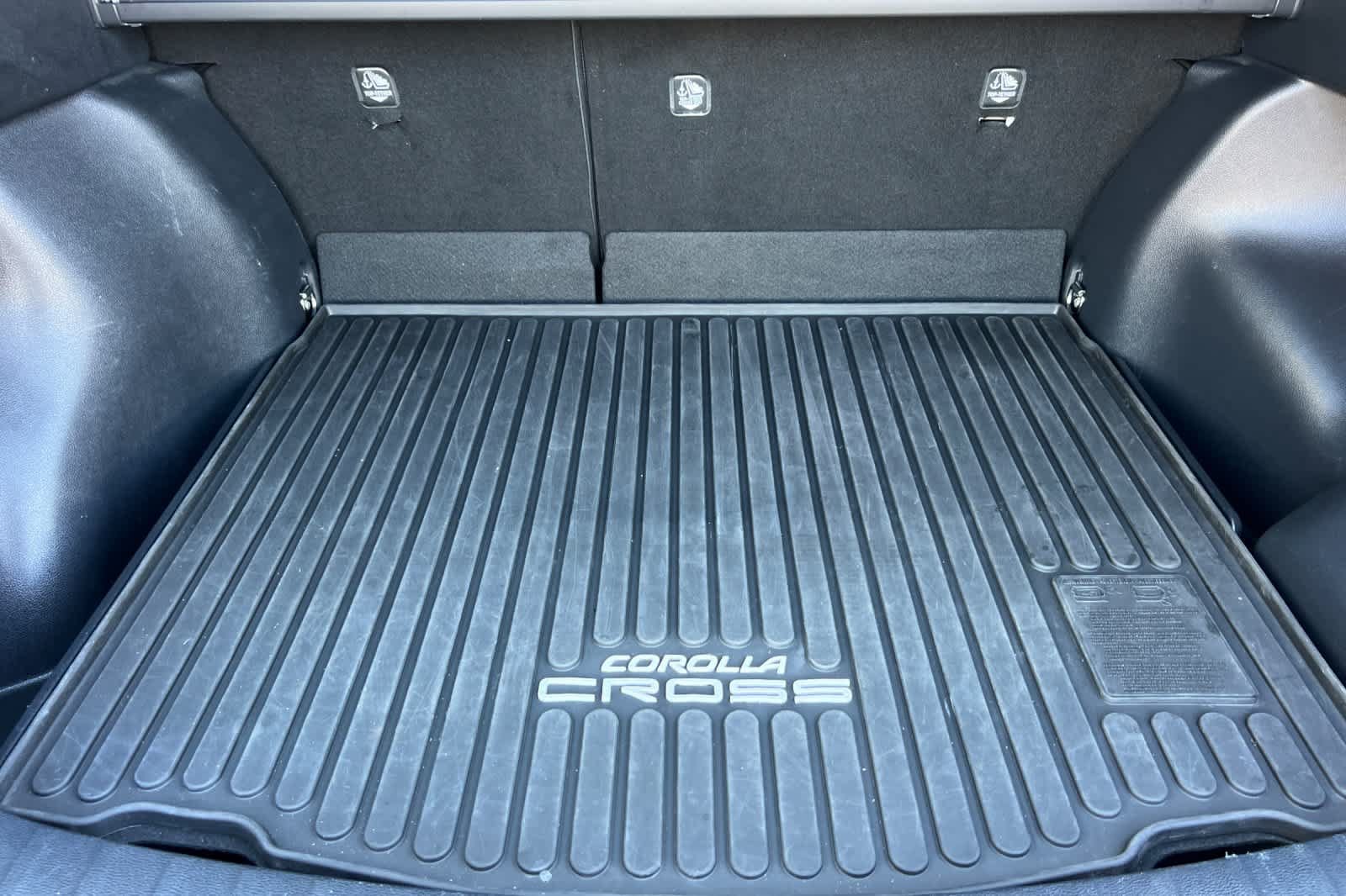 Certified 2024 Toyota Corolla Cross AWD Hybrid image 16