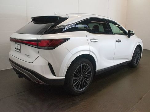 Used 2024 Lexus RX 350 Premium w/ Kick Sensor & Tow Package AWD/4WD image 4