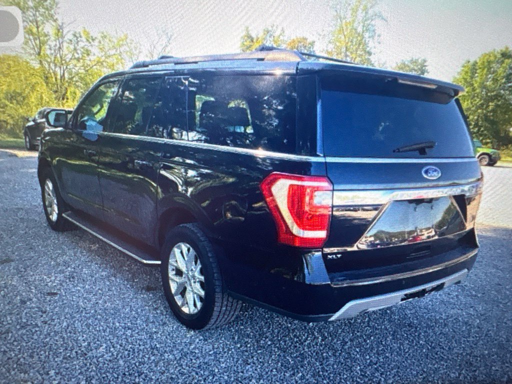 Used 2021 Ford Expedition Max XLT AWD/4WD image 3