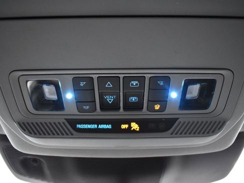 Used 2022 Ford Explorer Limited image 24