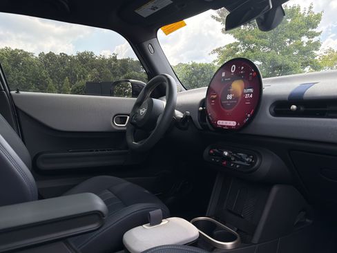 Used 2025 MINI Cooper S FWD image 6