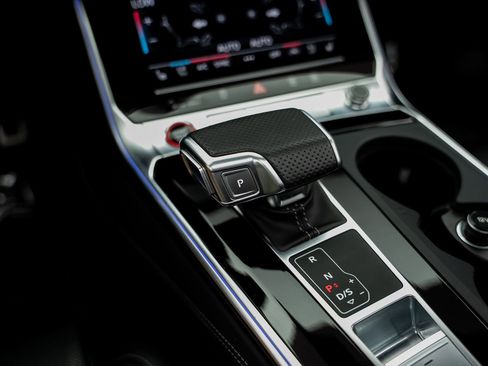 Used 2022 Audi S6 Prestige AWD/4WD image 53