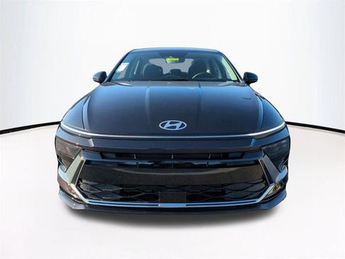 New 2026 Hyundai Sonata SEL FWD image 3